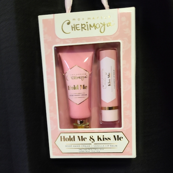 Pink Hand Cream & Lip Balm Set - Picture 1 of 1